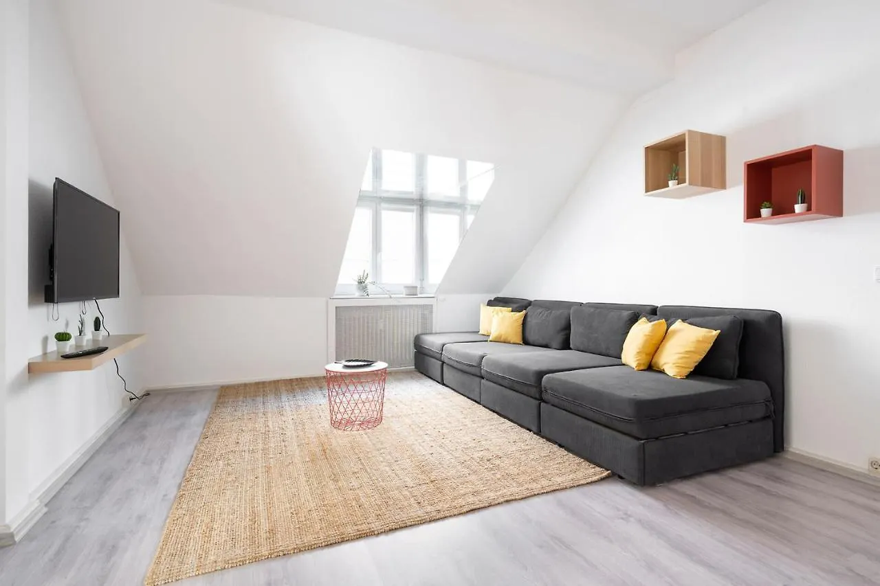 מינכן 2 Bedroom Top Floor Apartment Direct On Marienplatz 0*,  גרמניה