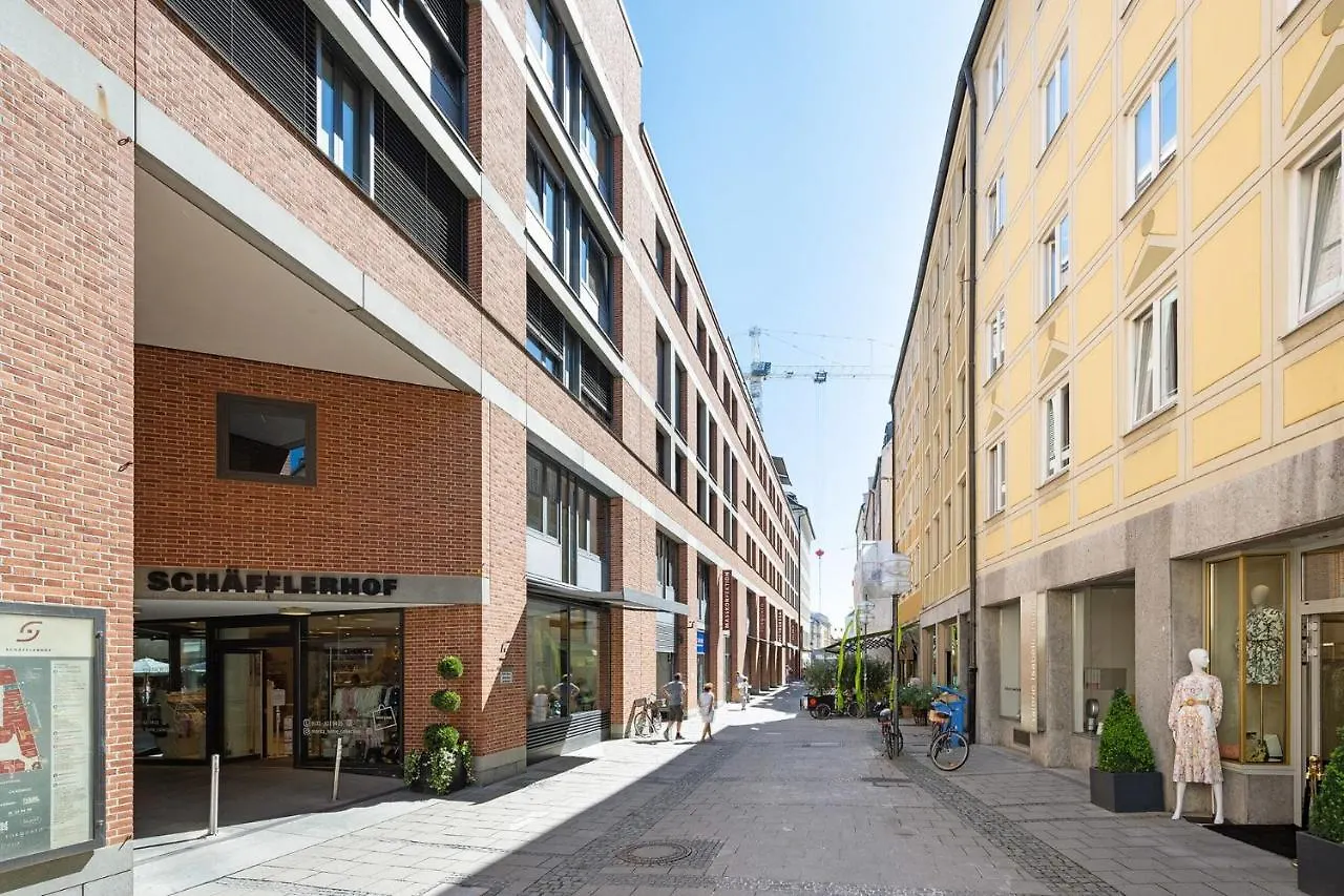 מינכן 2 Bedroom Top Floor Apartment Direct On Marienplatz 0*,  גרמניה